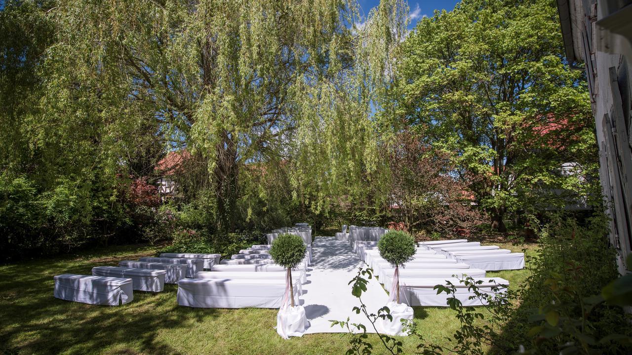 Hotel Schloss Romrod Екстер'єр фото